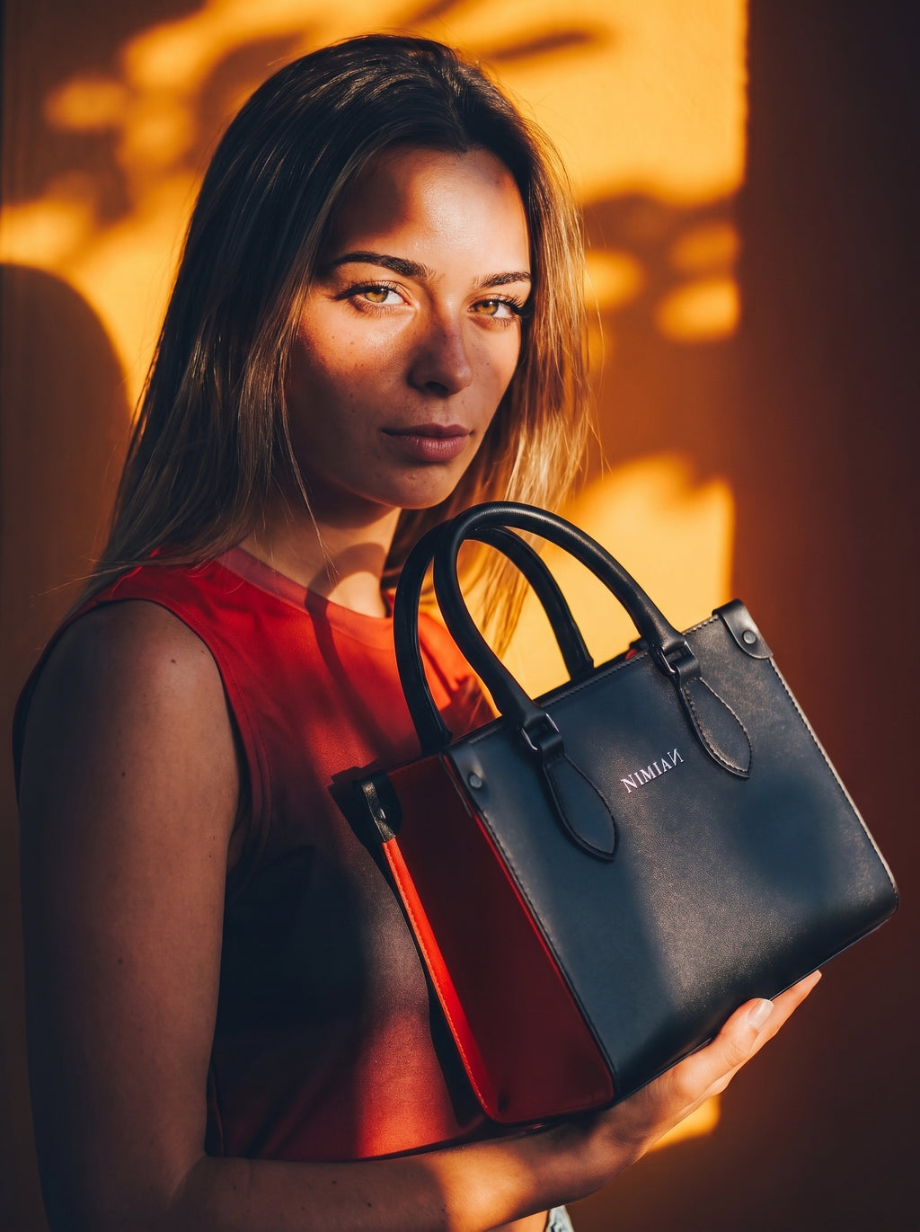 NimiaN Parva Bonchurch Nappa Corium Sacculus Tote